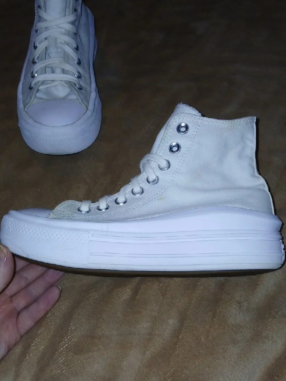 Womens Converse Chuck Taylor All Star Platform High Top Sneakers - White Sz: 6